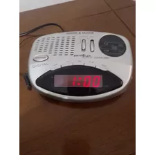 Rádio Relógio Antigo Britania - Funcionando Perfeitamente 