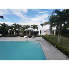 Villa Disponible En Playa Nueva Romana