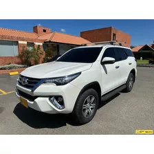 Toyota Fortuner 2.7cc At Aa 4x2 