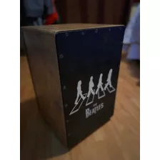 Cajón Peruano Con Diseño De The Beatles