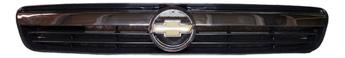 Parrilla Chevrolet Corsa 2003-2011 Moldura Cromada Nueva. Foto 4