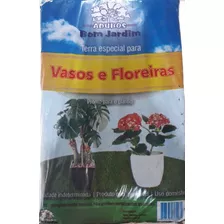 Terra Vegetal Adubada Preparada P/ Vasos E Flores 6 Kg