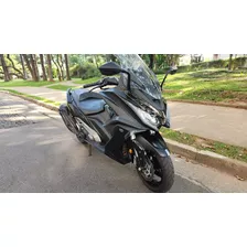 Kymco Ak 550