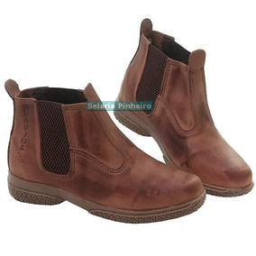 bota de vaqueiro preta