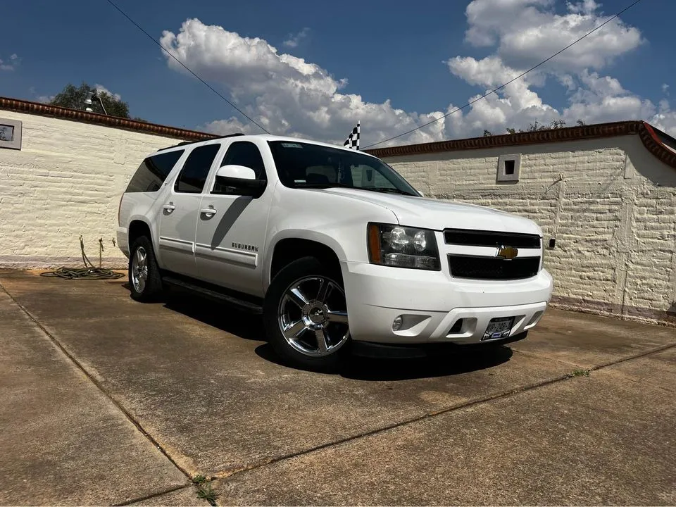 Chevrolet Suburban Lt 4x4 2013