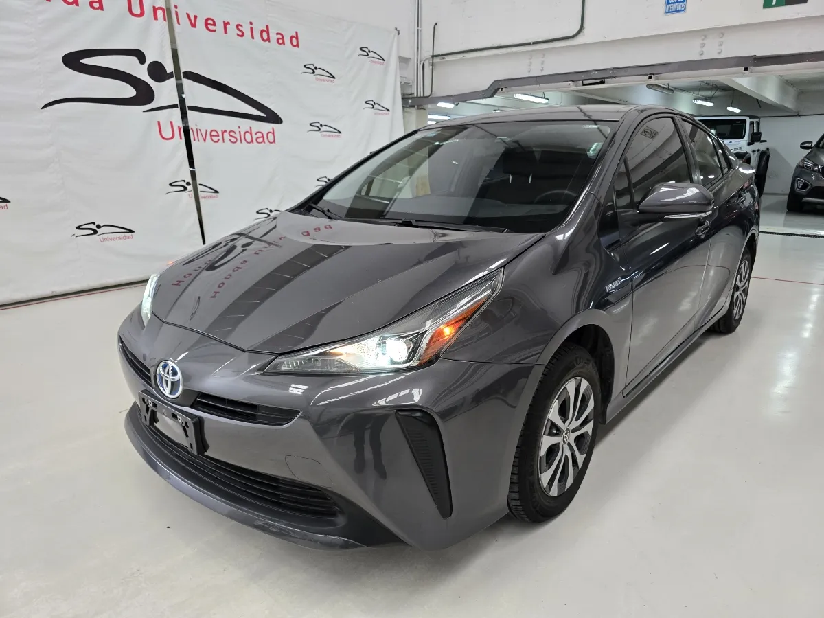 Toyota  Prius  2020