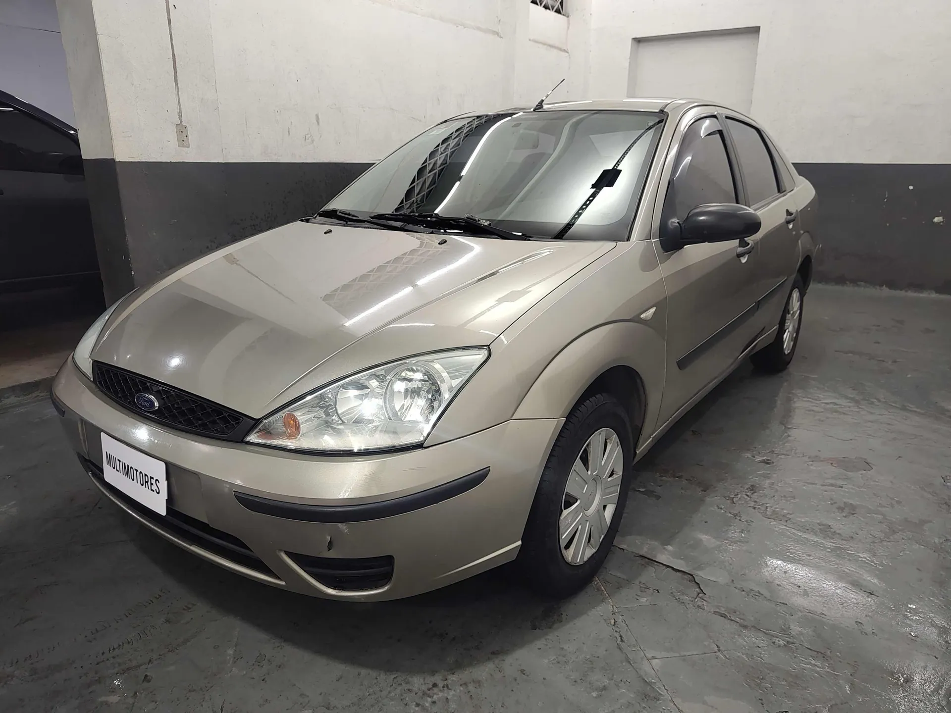 Ford Focus 2008 1.6 Ambiente Mp3