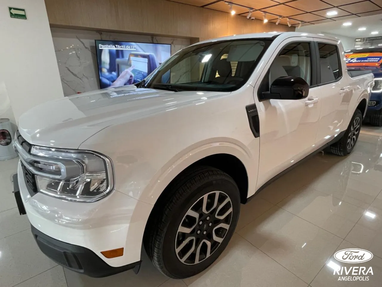 Ford Maverick Lariat