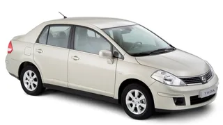 El Nissan Tiida, en su versión hatchback o sedán, es reconocido por ofrecer una de las cabinas más amplias de su categoría.