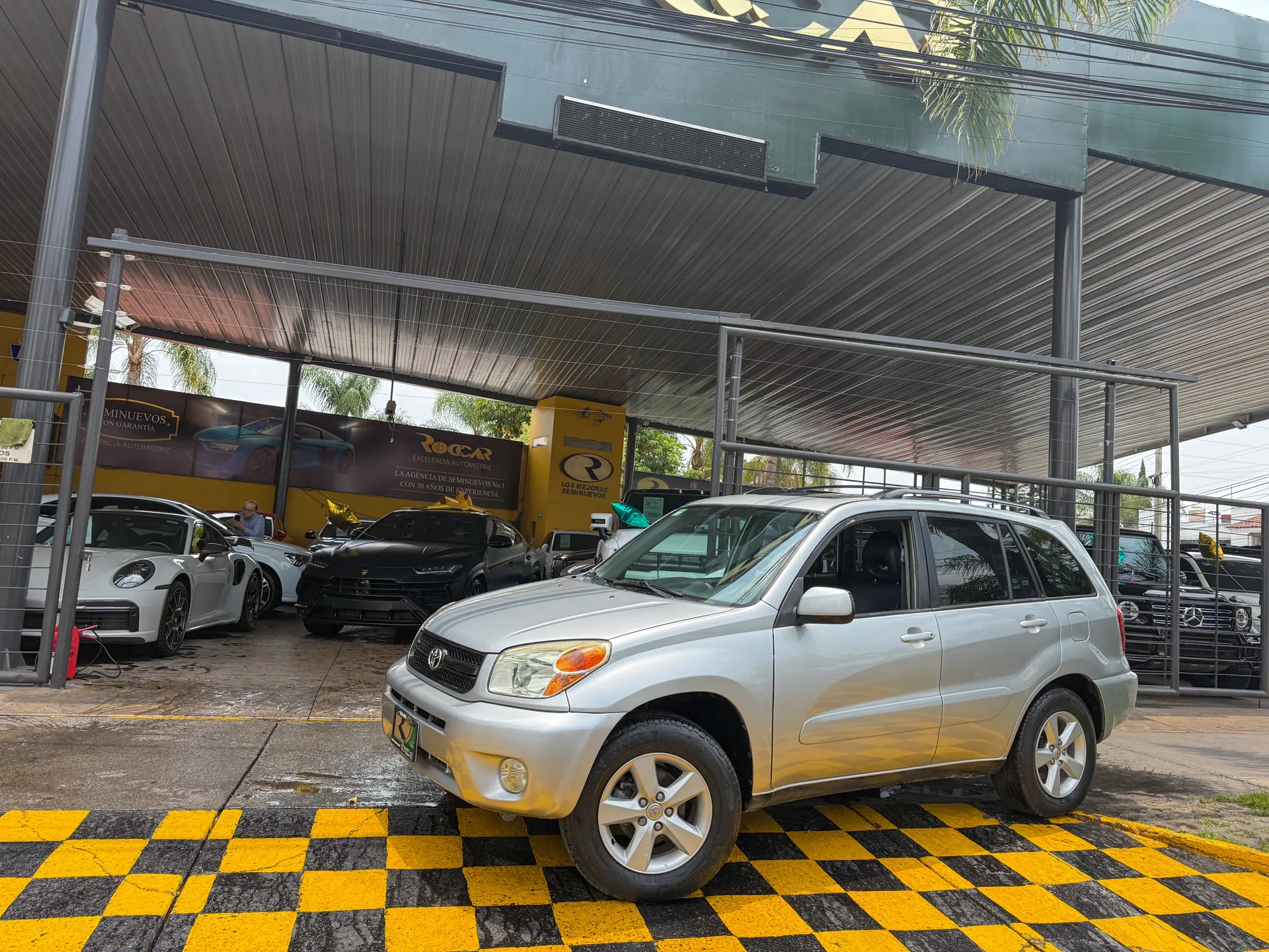 Toyota Rav4 Vagoneta Limited Piel At