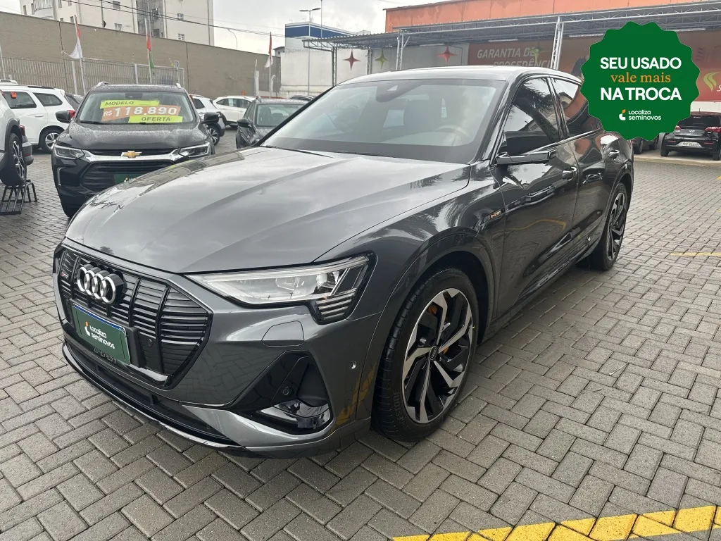 Audi E-tron Elétrico Performance Black Quattro