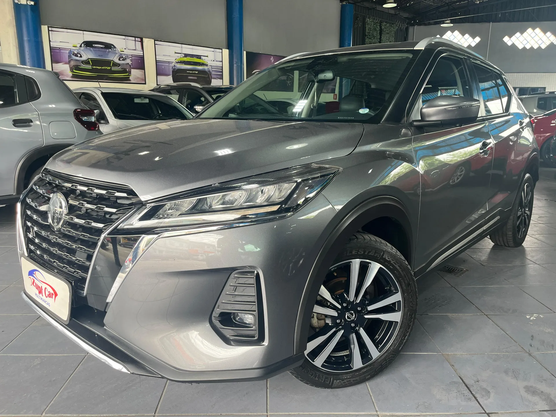 Nissan Kicks 1.6 Exclusive Cvt 2022 Completo
