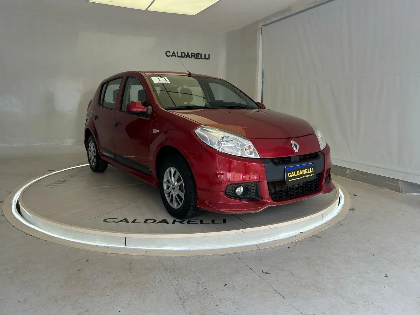 Renault Sandero Exp1016v 2013