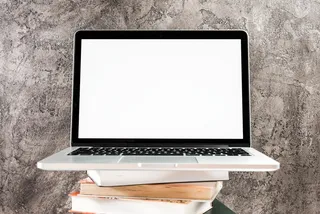 DESCUBRA Lenovo ThinkBook Plus Gen 5 Hybrid