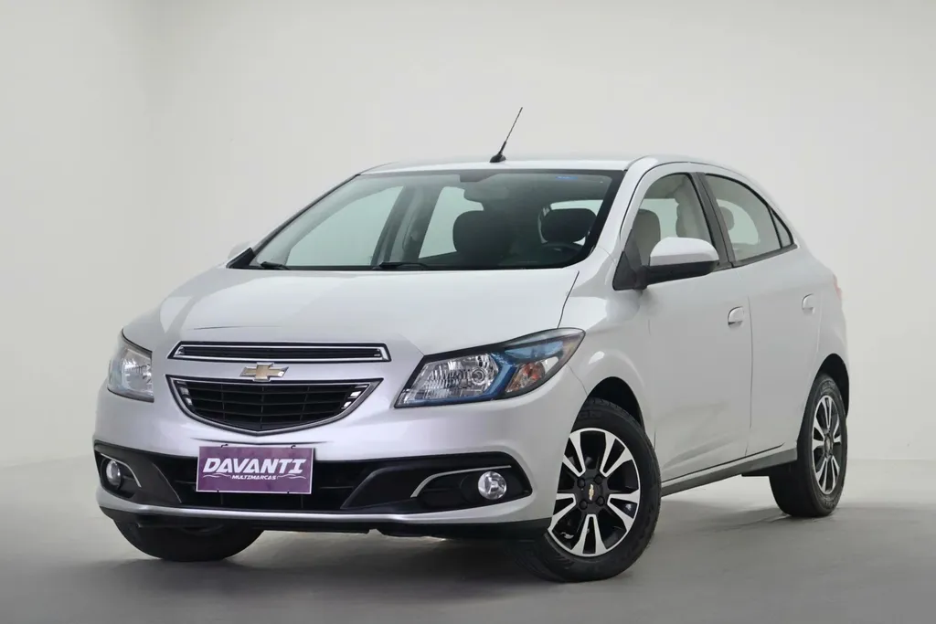 Chevrolet Onix Flex Automático