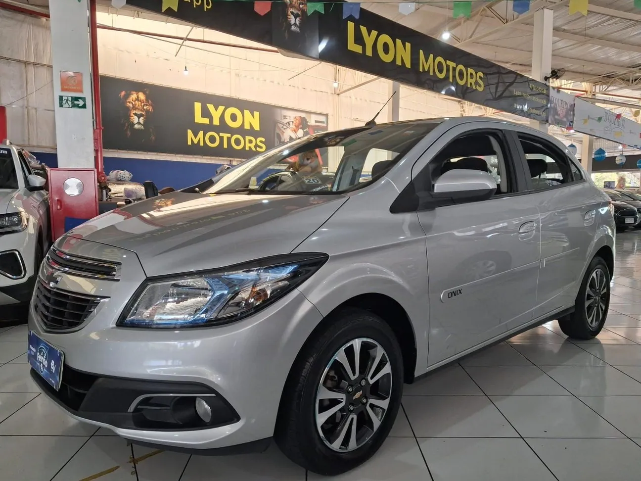Chevrolet Onix 1.4 Mpfi Ltz 8v