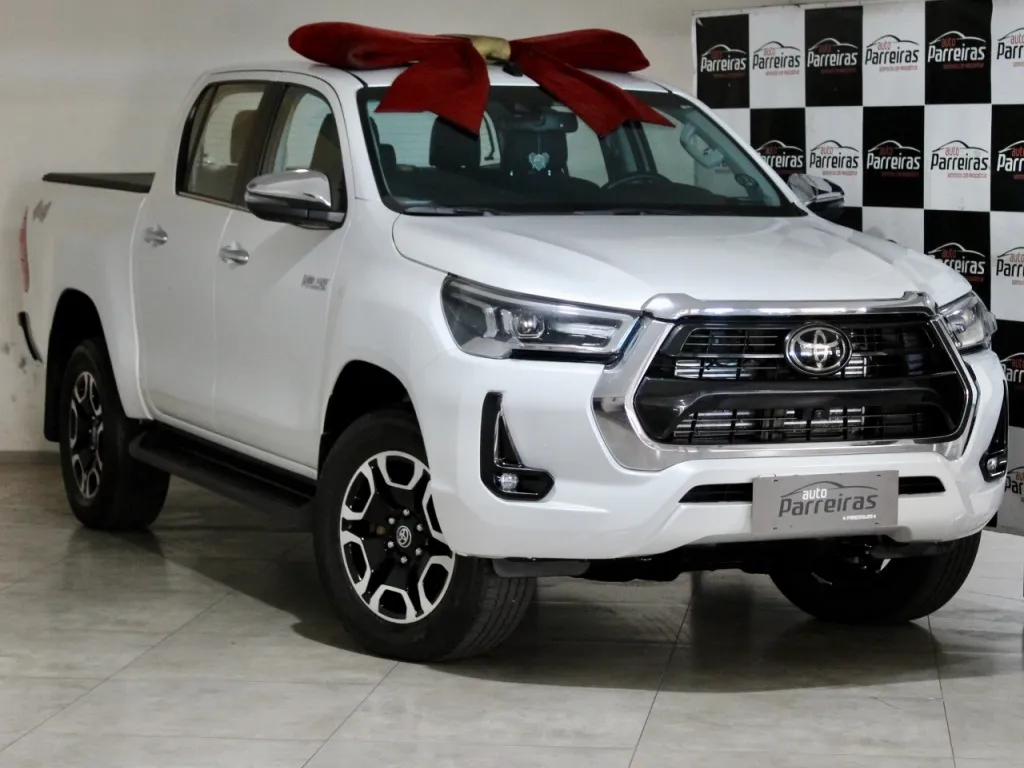 Toyota Hilux 2.8 D-4d Turbo Diesel Cd Srx 4x4 Automático