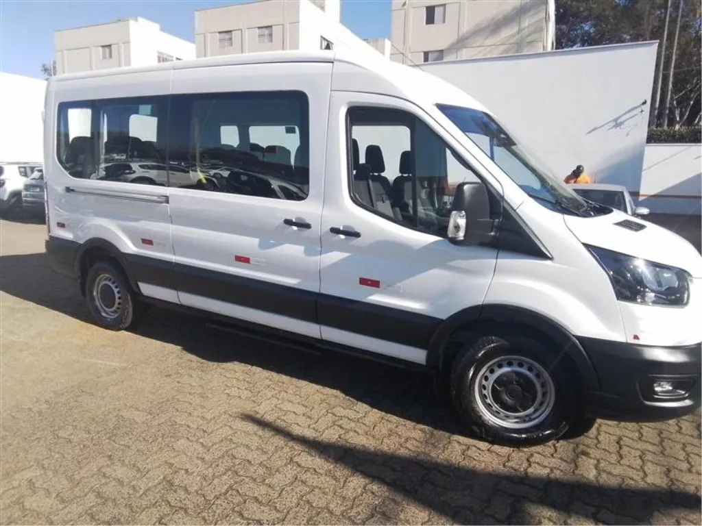 Ford Transit 2.0 Ecoblue Diesel Minibus 14+1 410l Manual