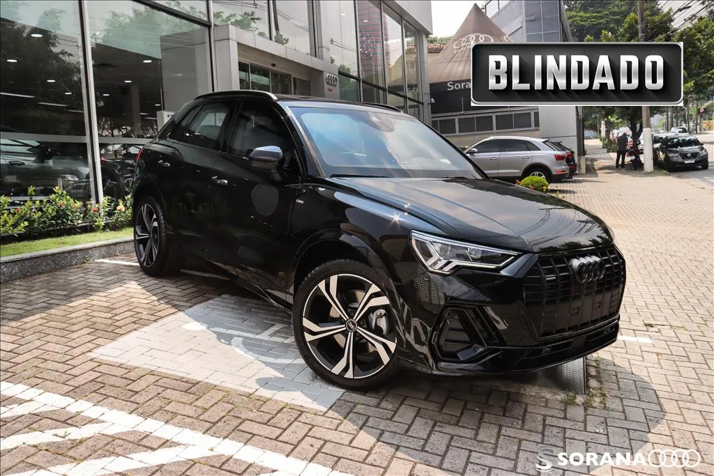 Q3 2.0 40 Tfsi Gasolina Performance Black Plus Quattro Tipt