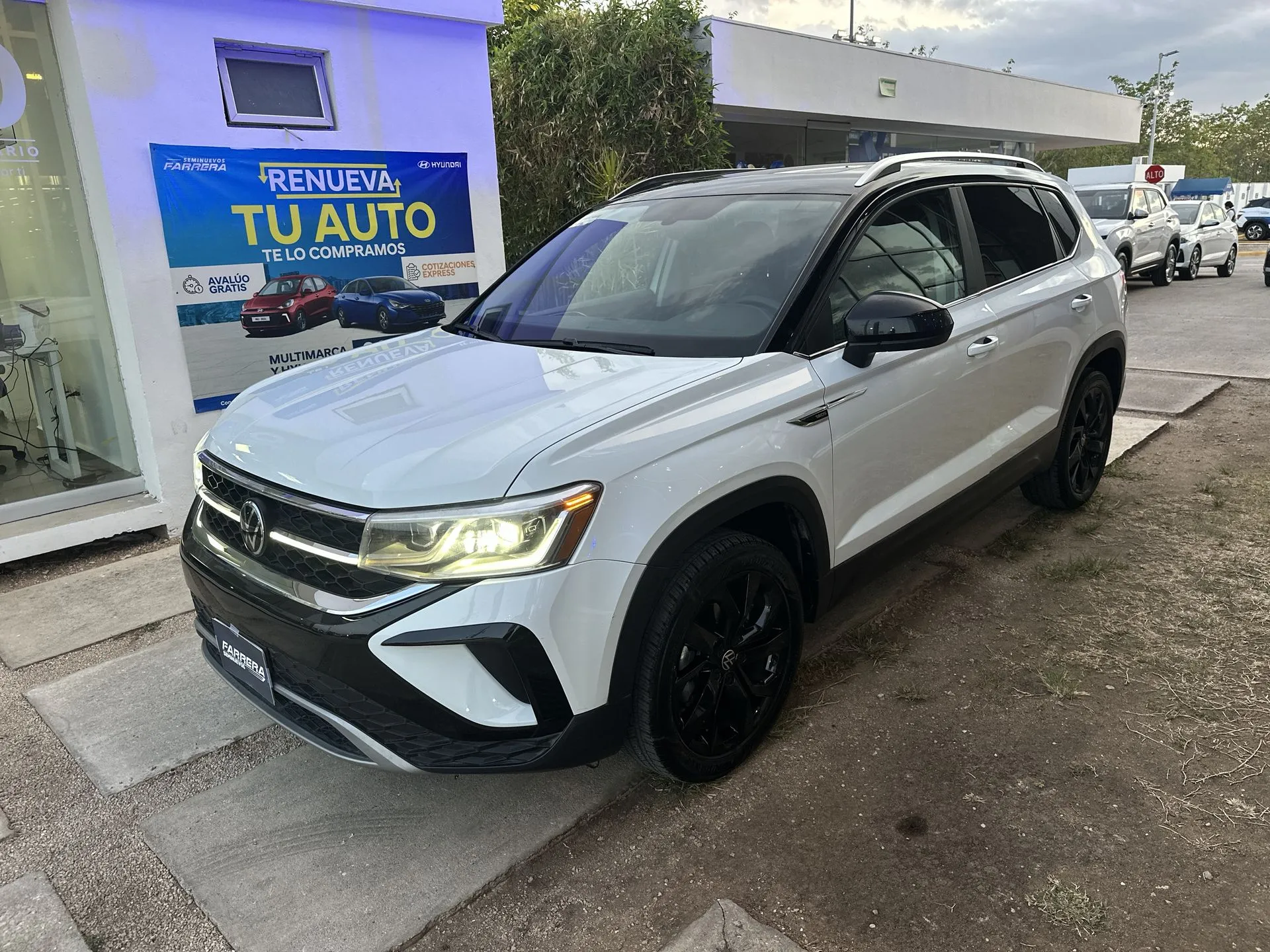 Volkswagen Taos 2022