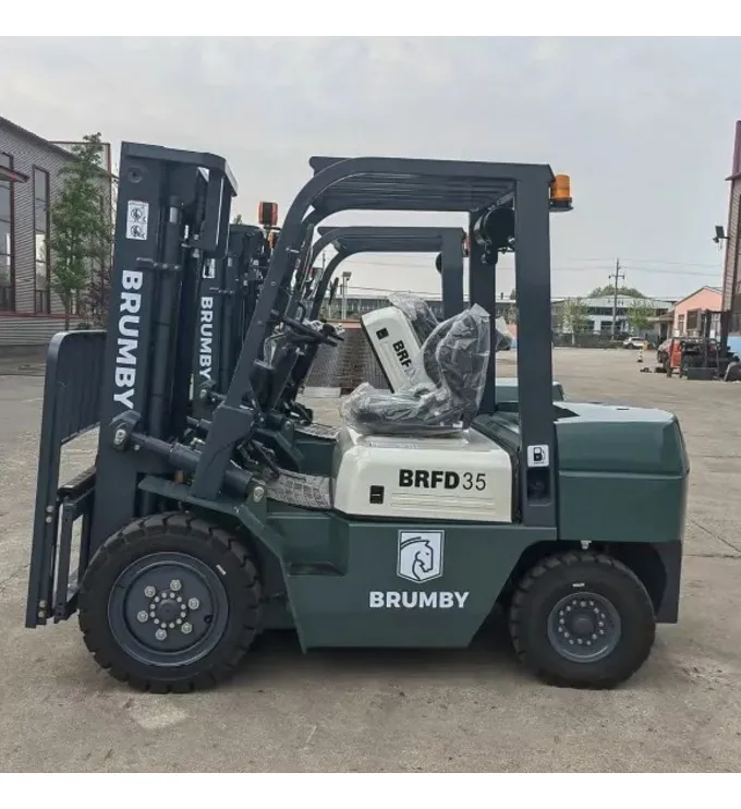 Autoelevador Brumby 3,5 Tn Torre 4,5m - Diesel Xinchai