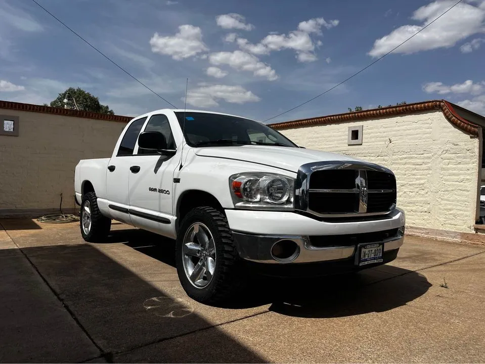 Dodge Ram 2500 Quad Cab 4x4 2007