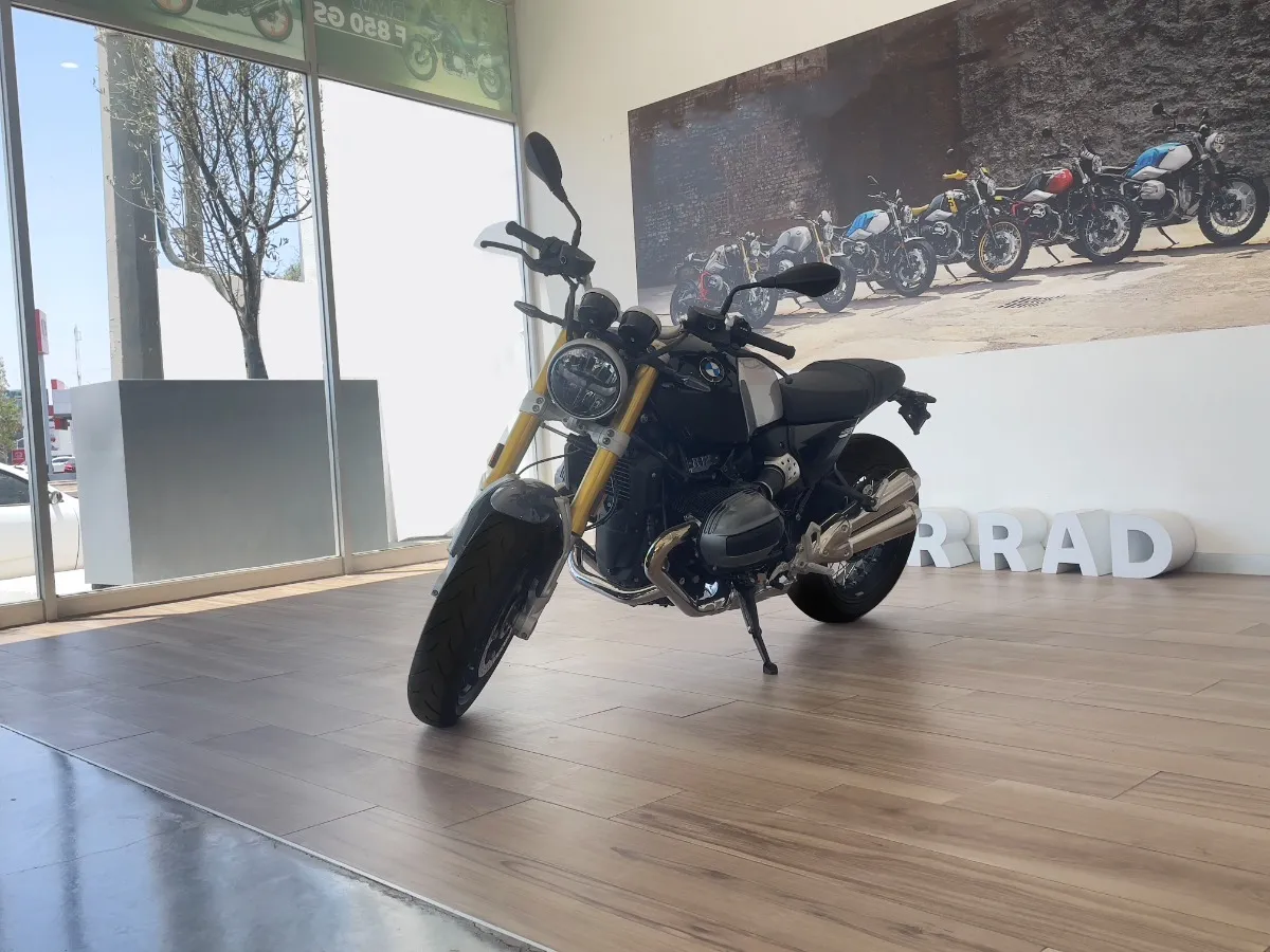 Motorrad R12 Nine T 2024
