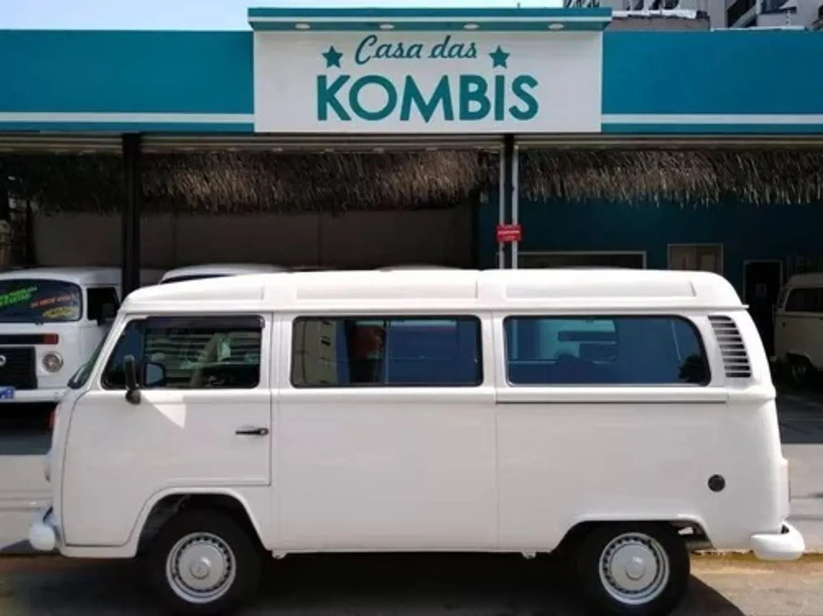Volkswagen Kombi Standard 1.3 (flex) 2013/2013