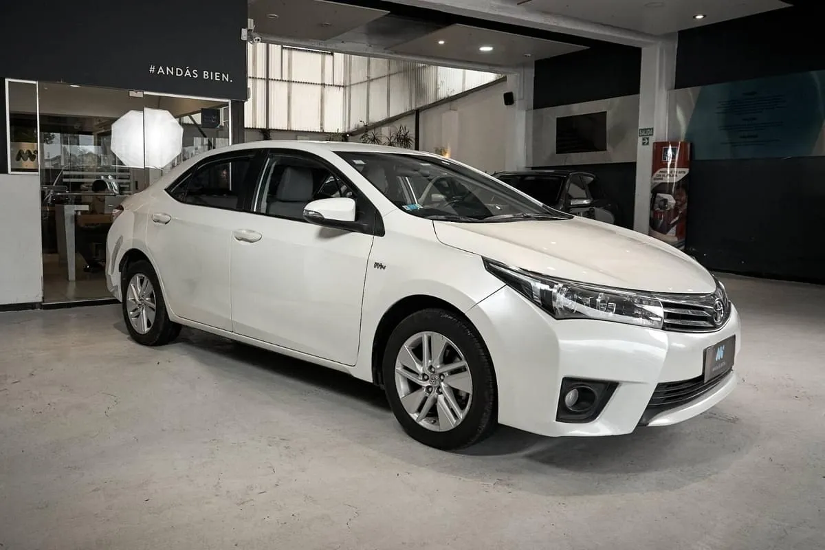 Toyota Corolla 1.8 Xei L11 2014