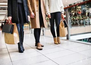 Looks increíbles con botas caramelo