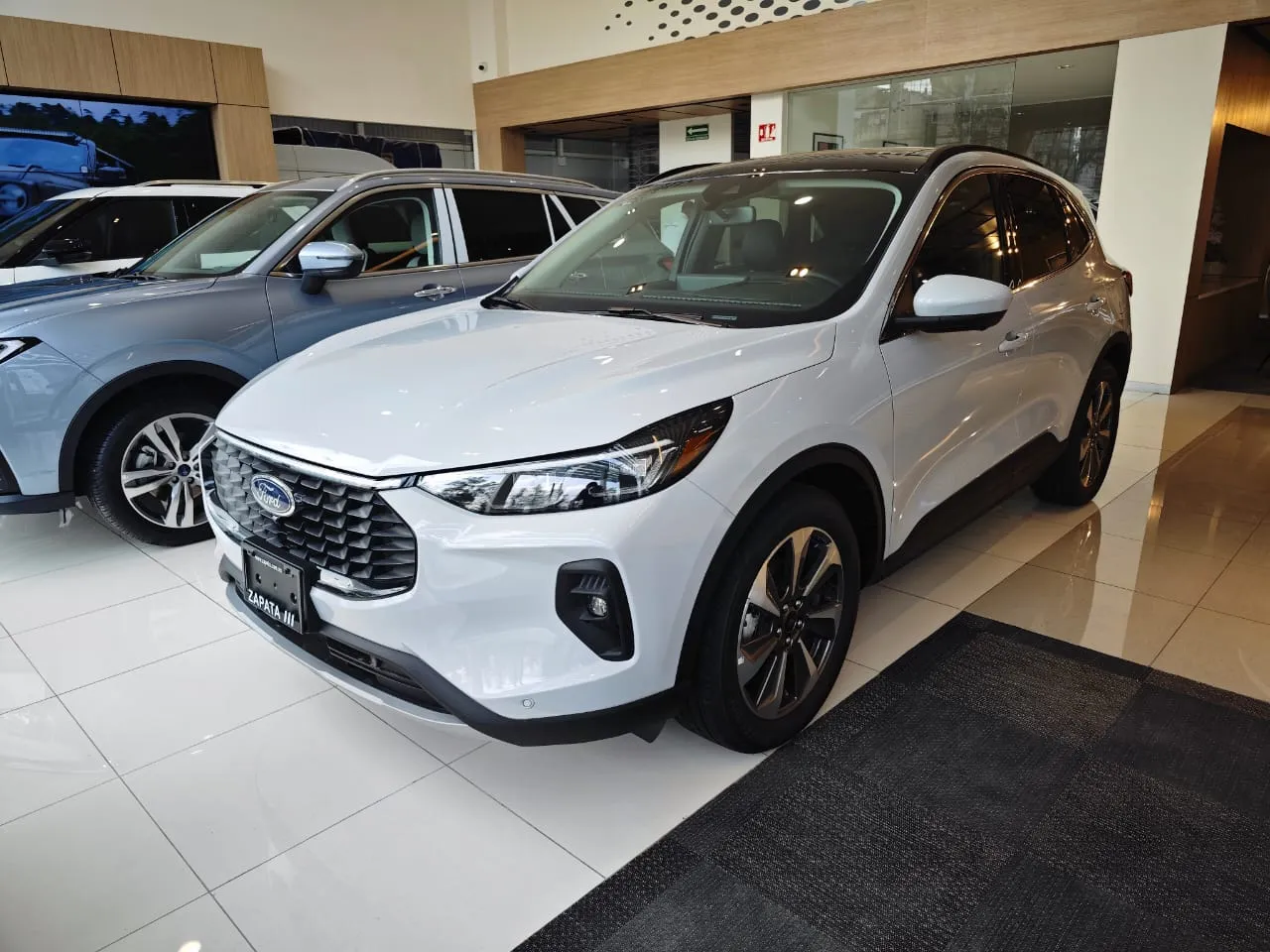 Ford Escape Platinum 2025