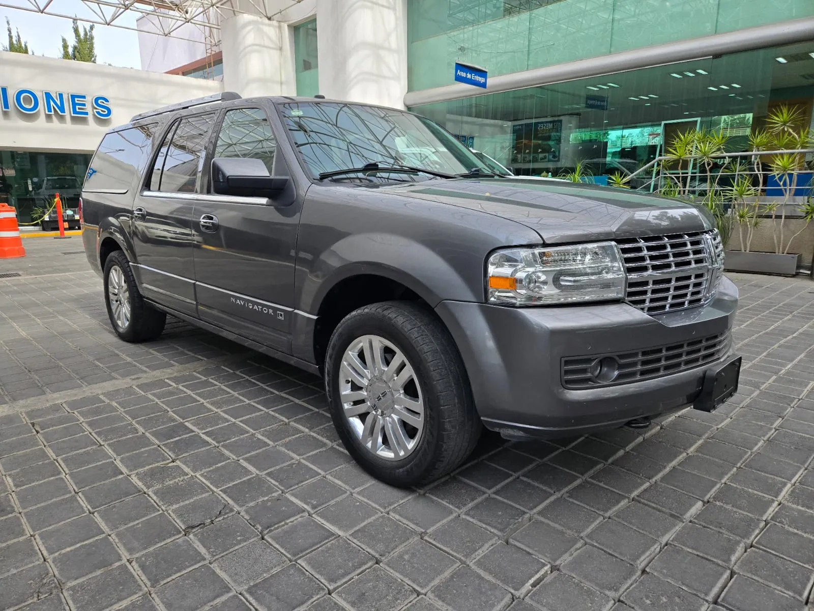 Lincoln Navigator Te 2014