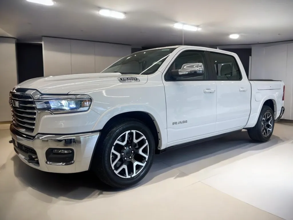 Ram 1500 3.0 Hurricane 6 Biturbo Gasolina Laramie Cd 4x4 Aut