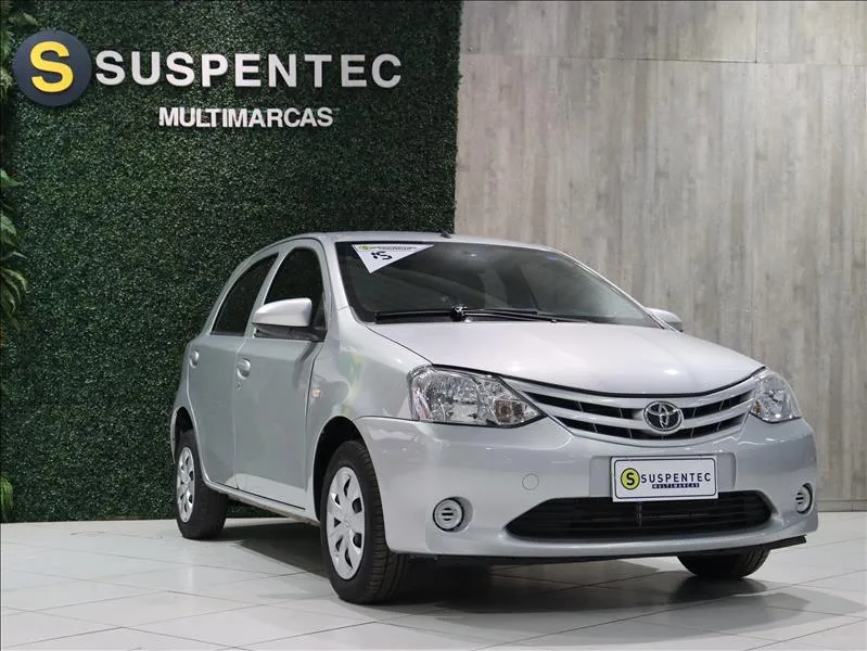 Toyota Etios 1.3 X 16v