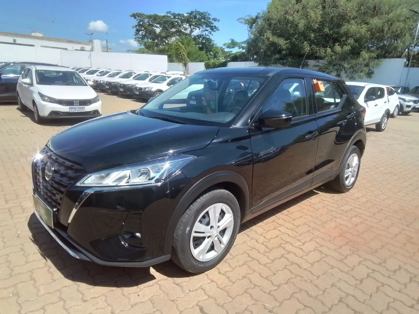 Nissan Kicks 1.6 16v Flexstart Active Xtronic