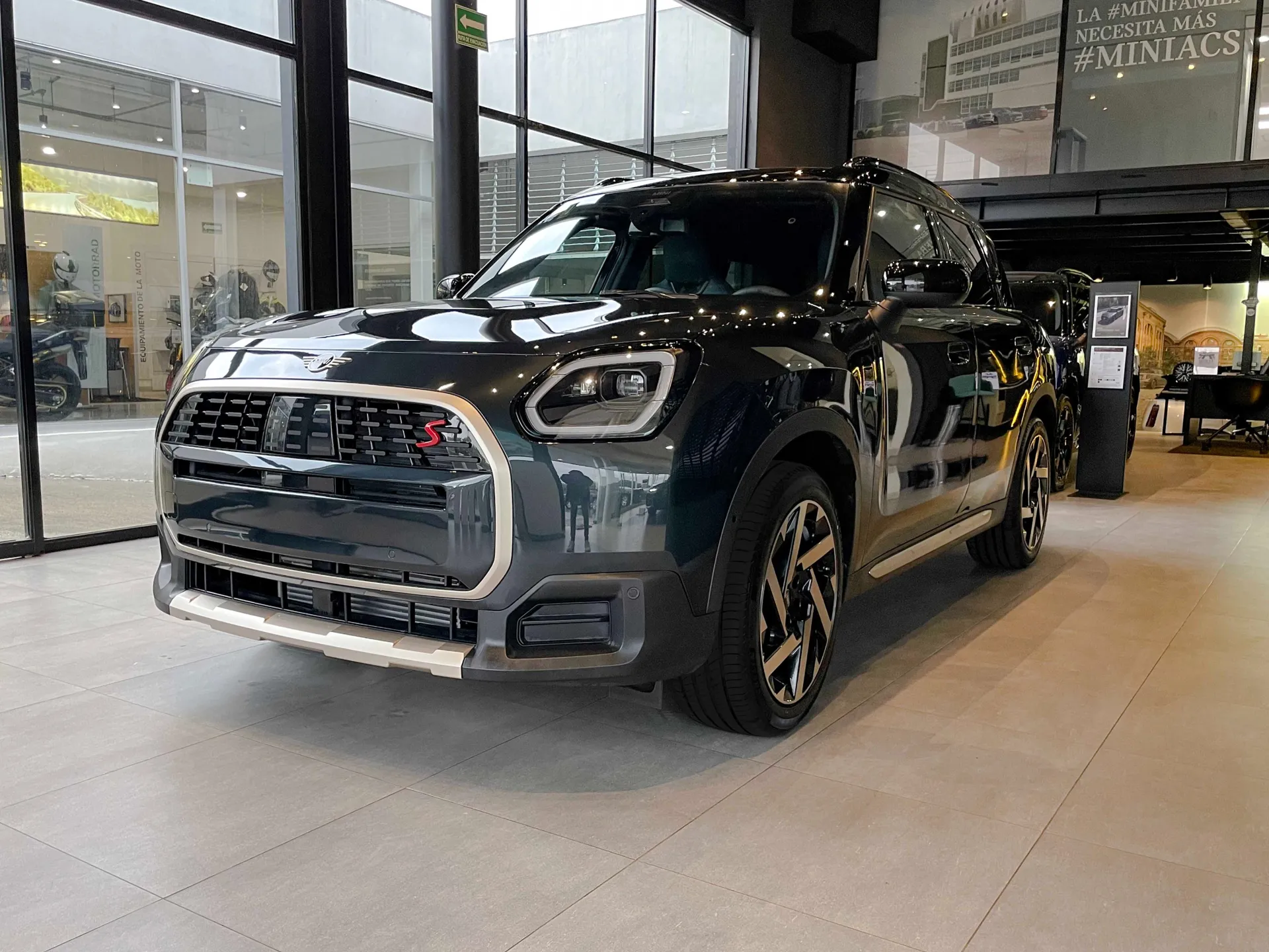 Mini Countryman 2025 5p S All4 L4/2.0/t Aut