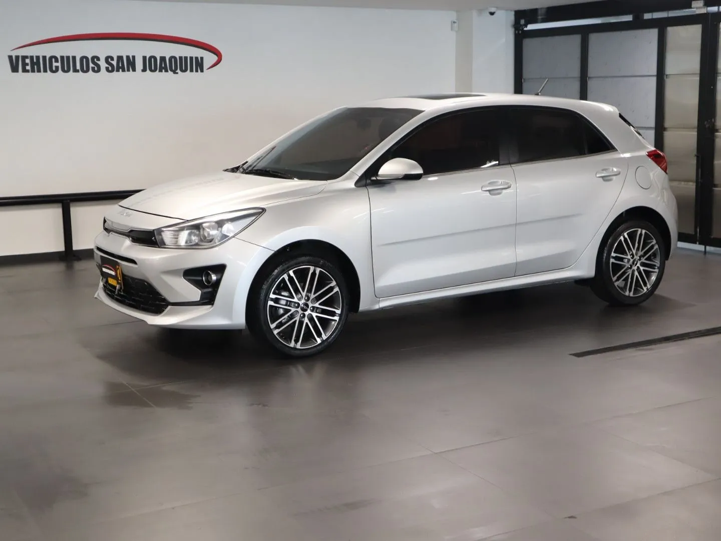 Kia Rio Zenith Mecanico 2023