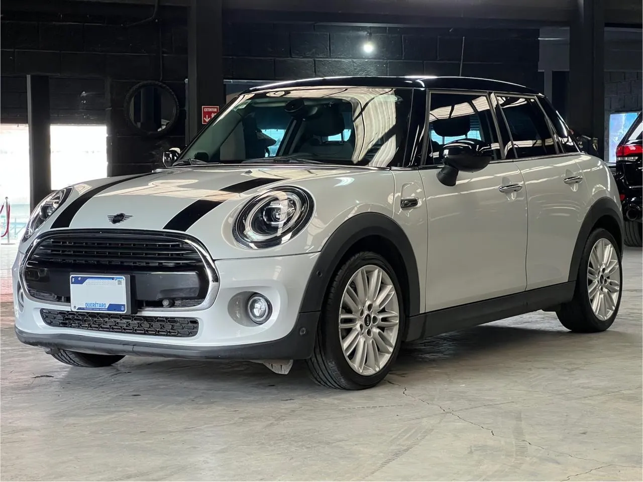 Mini Cooper 1.5 Pepper 5 Puertas At