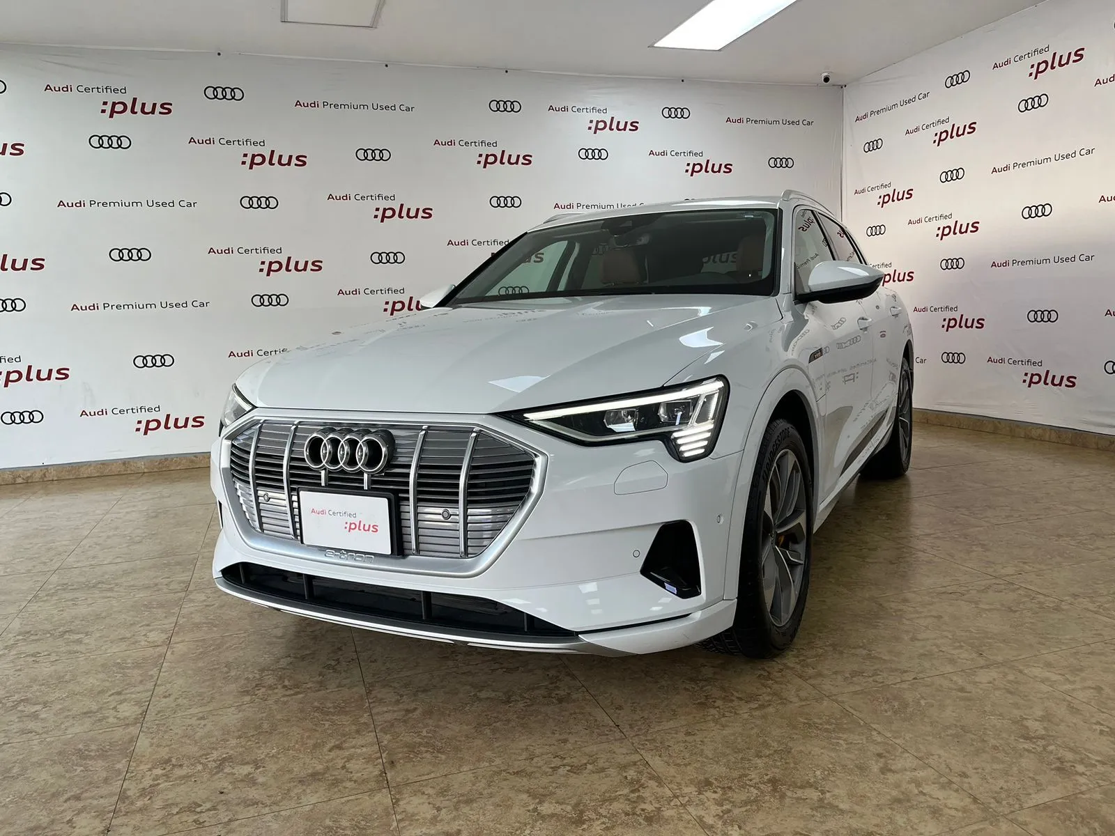 Audi E-tron 2023
