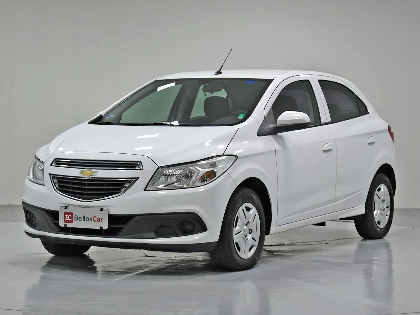 Chevrolet Onix Hatch Lt 1.0 8v Flexpower 5p Mec. 2013/20...