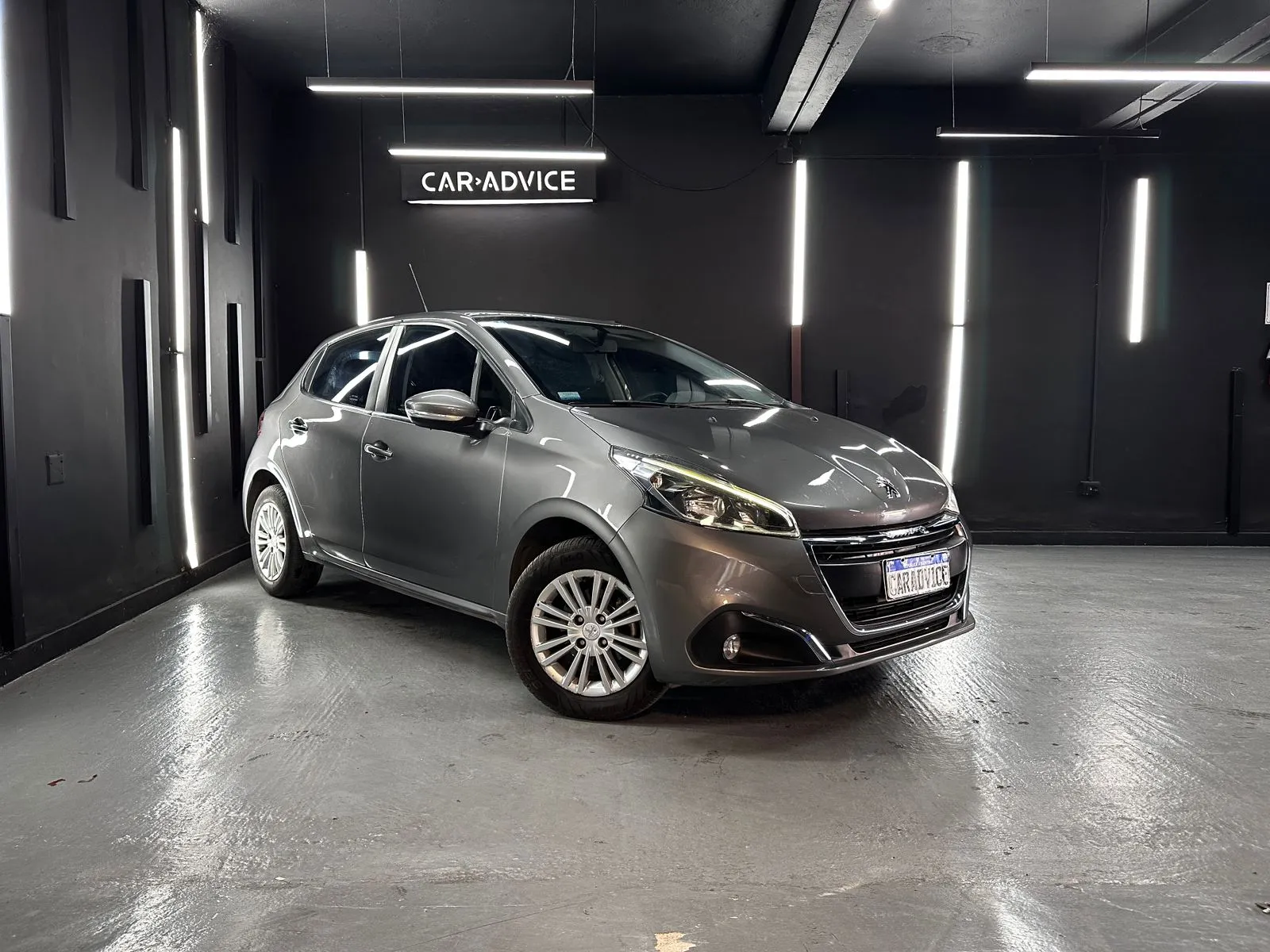 Peugeot 208 1.6 Allure Nav Tiptronic 5p L15