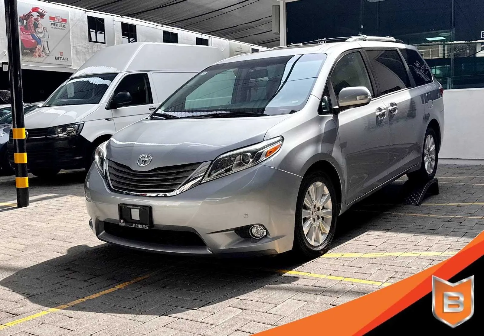 Toyota Sienna 3.5 Limited At