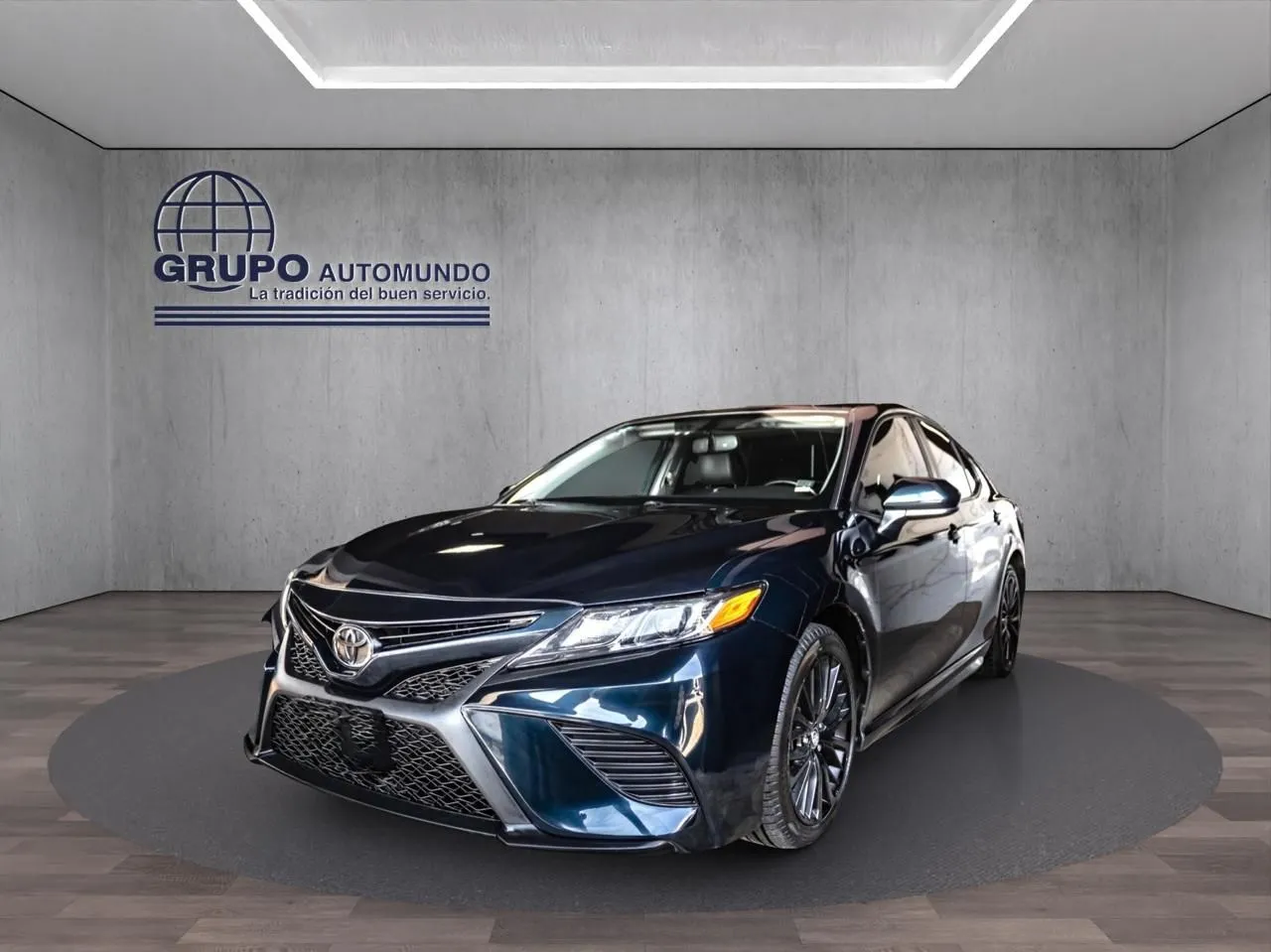 Toyota Camry 2019