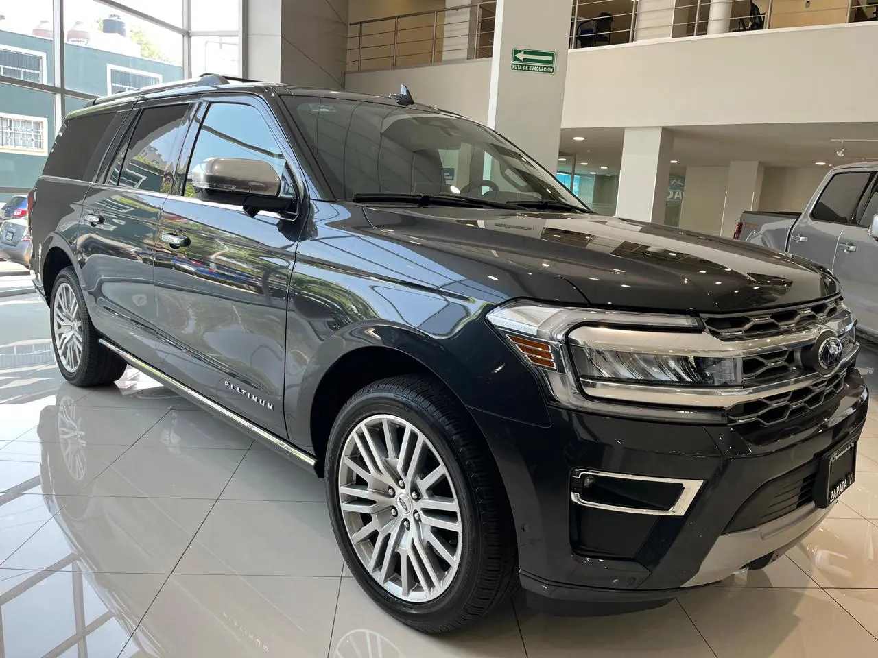 Ford Expedition Platinum Max 2024