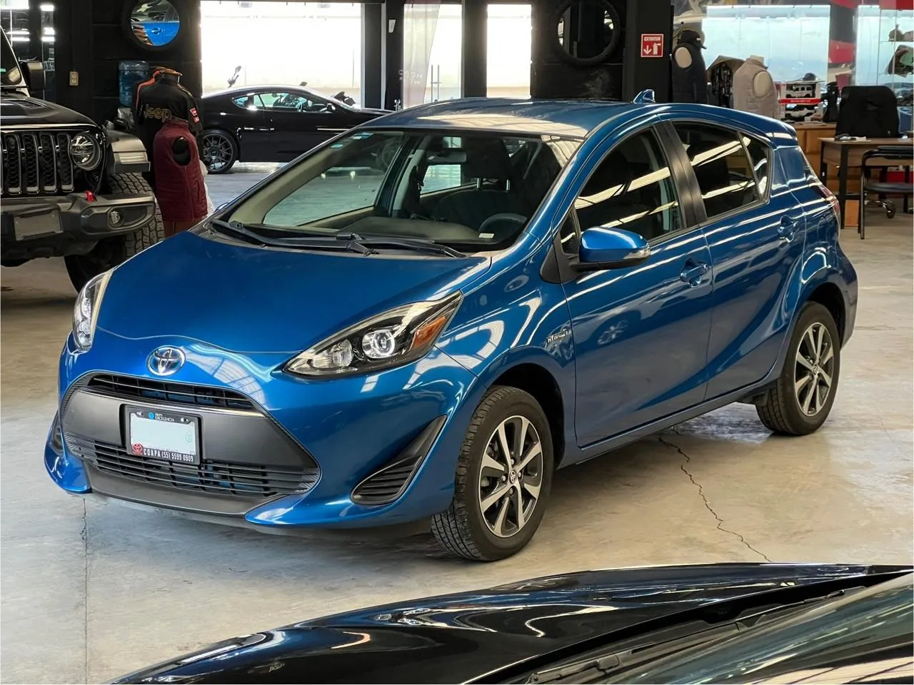 Toyota Prius 1.8 Base Cvt