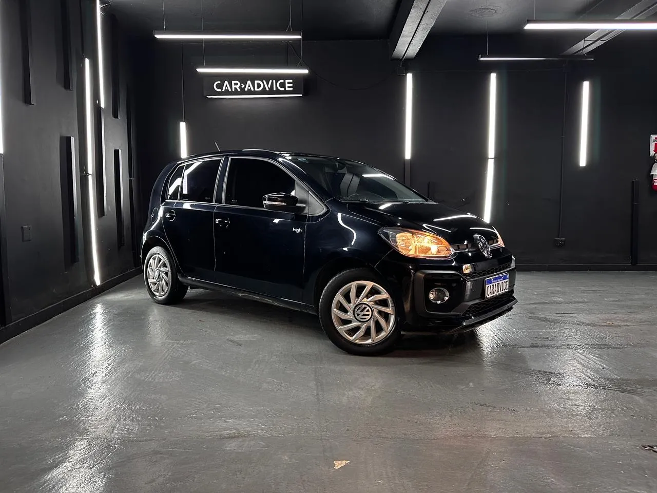Volkswagen Up! 1.0 Highline 5p L17