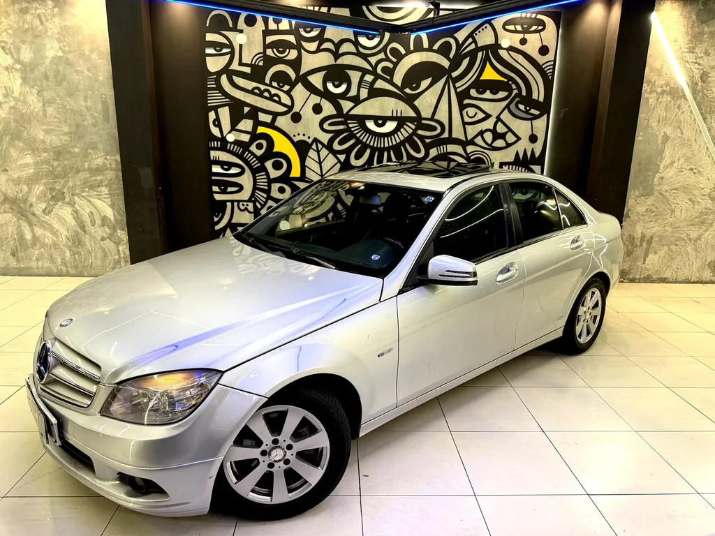 Mercedes Benz C-180 Gasolina Automático