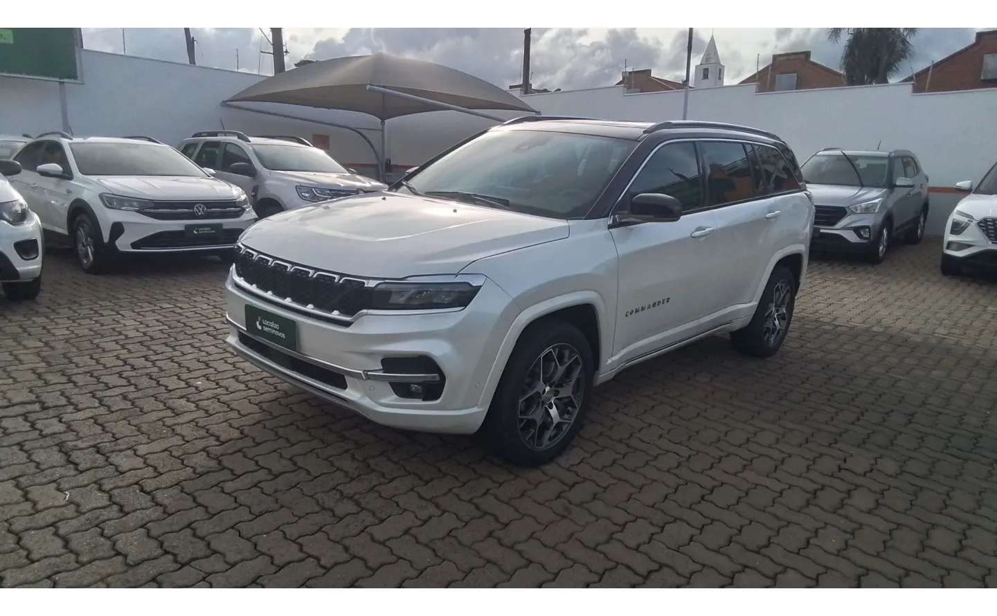 Jeep Commander 2.0 Td380 Turbo Diesel Overland At9
