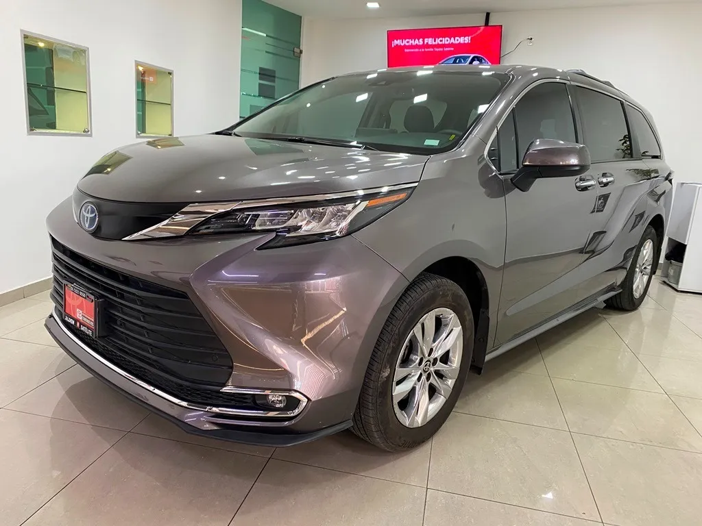 Toyota Sienna 2022 3.5 Xle Piel At Hv
