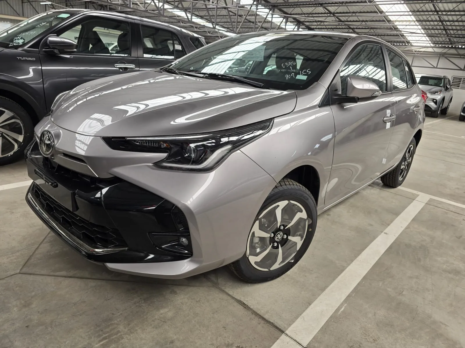 Toyota Yaris 1.5 5p S At Cvt